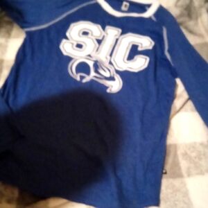 Sic university- size small sleeved shirt
